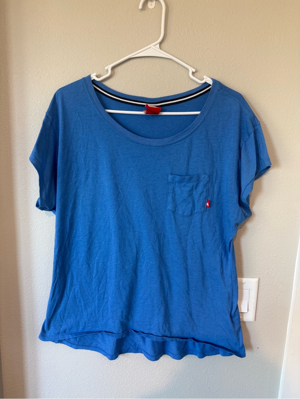 Nike Women's Blue Short Sleeve Pocket Tee